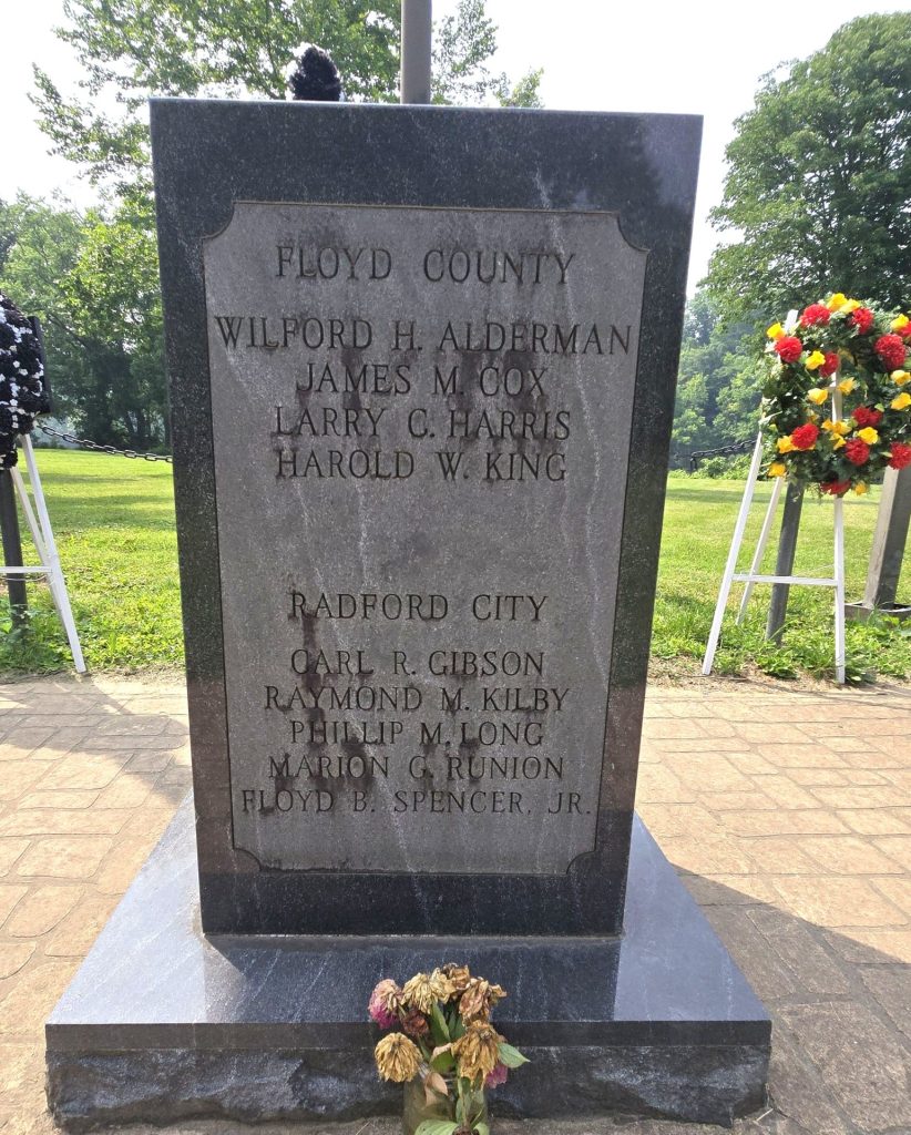 VVA CHAPTER 138 VIET-NAM WAR VETERANS MEMORIAL SIDE A