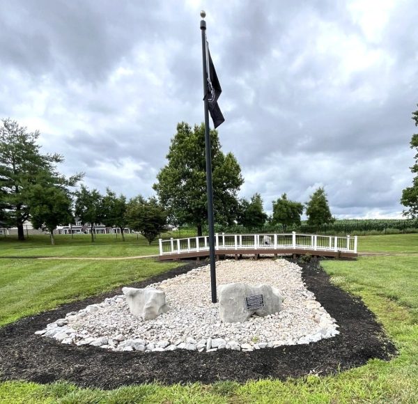 VETERANS MEMORIAL SCATTERING GARDEN