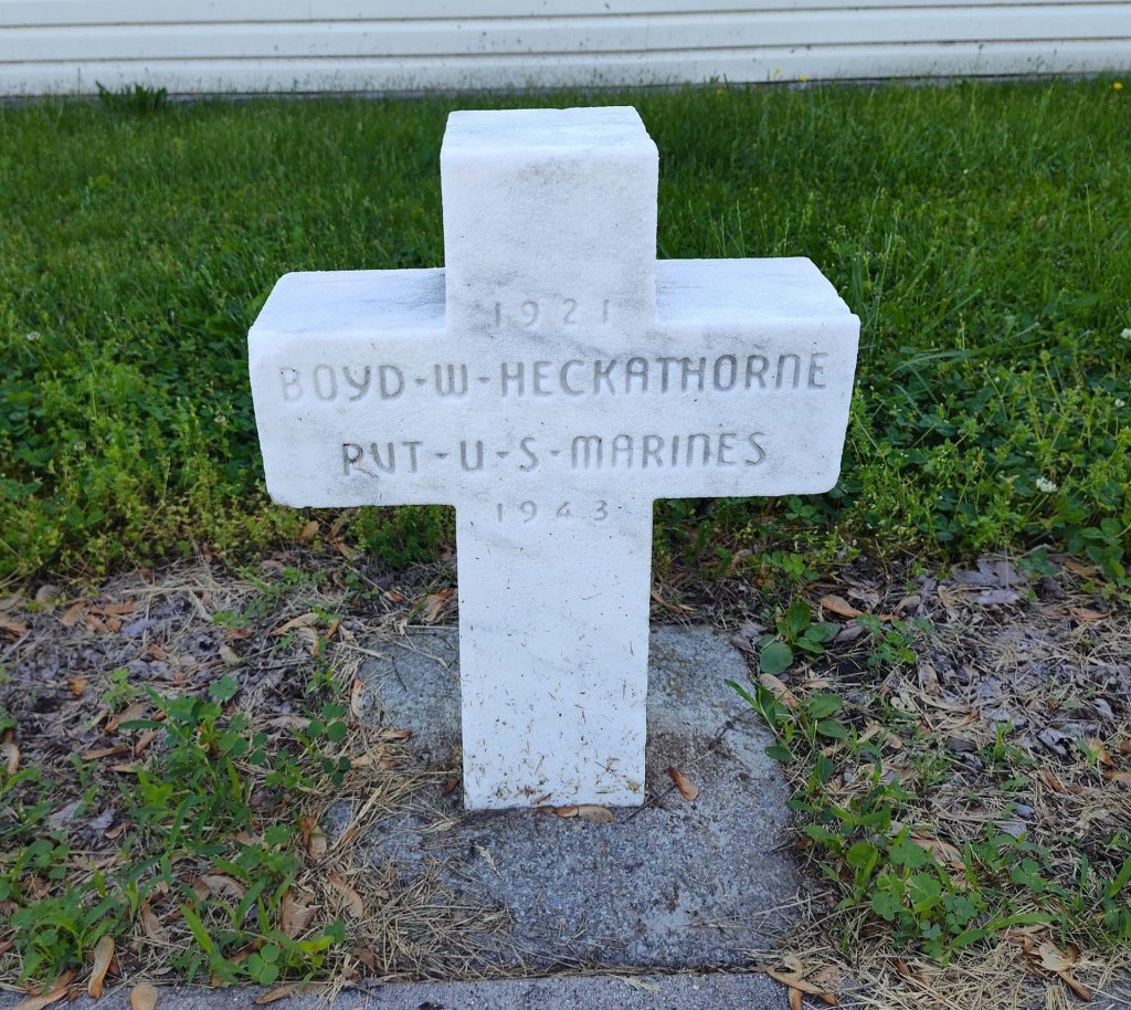 BOYD W HECKATHORNE WAR MEMORAIL CROSS