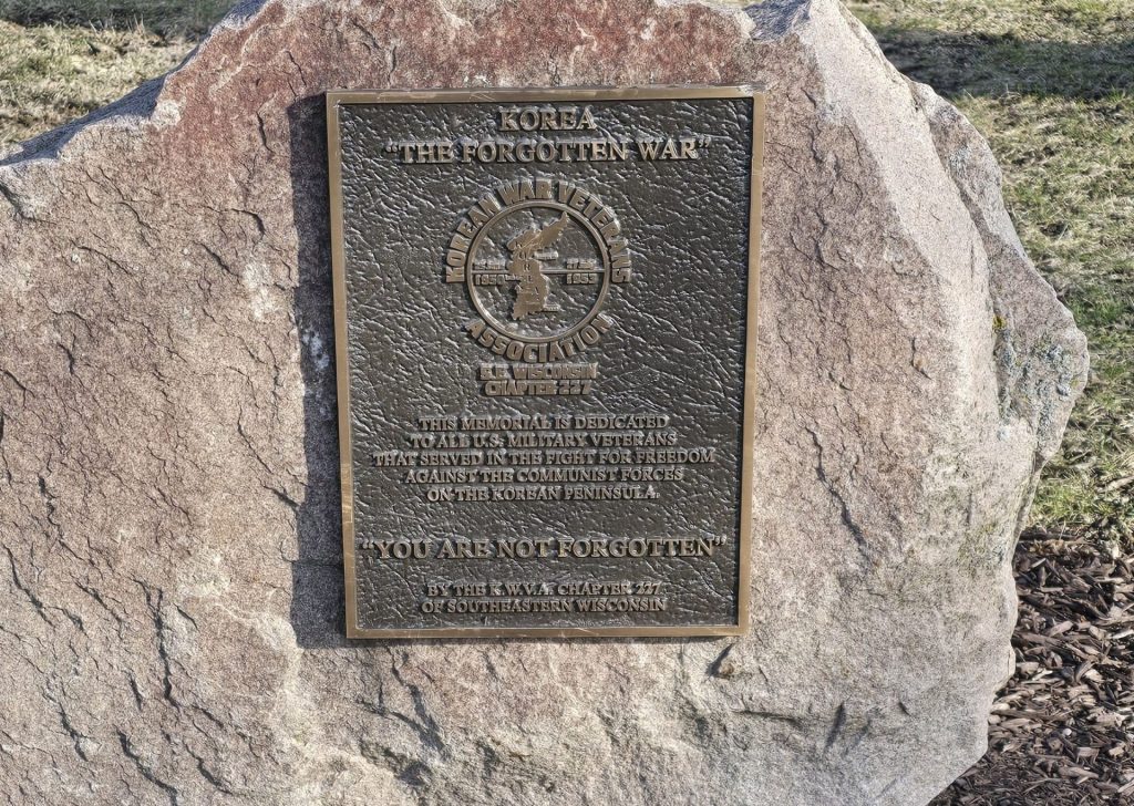 BURLINGTON WORLD WARS AND NATIONAL CONFLICTS VETERANS MEMORIAL PLAQUE B