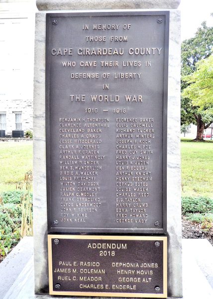 CAPE GIRARDEAU COUNTY WORLD WAR MEMORIAL PLAQUE A