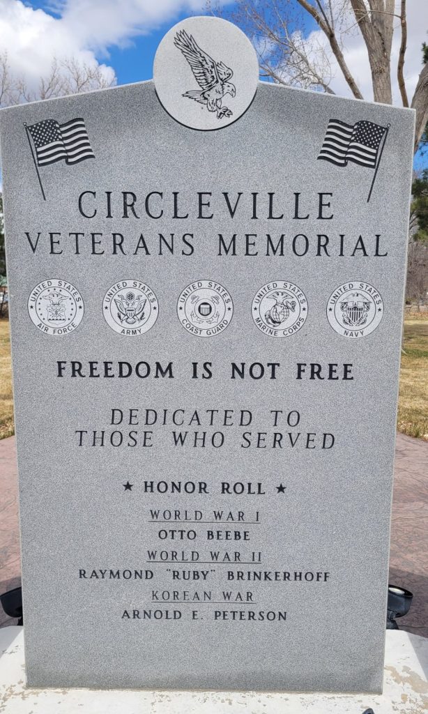 CIRCLEVILLE VETERANS MEMORIAL STONE A