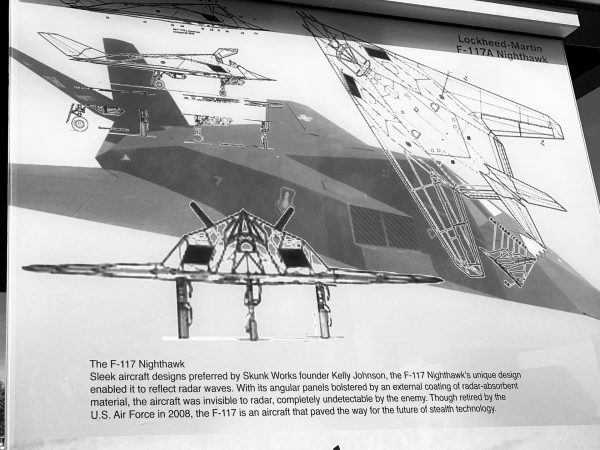 F-117 NIGHTHAWK 1981 MEMORIAL AIRCRAFT PLAQUE