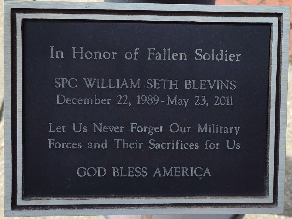 IN HONOR OF FALLEN SOLDIER WAR MEMORIAL PLAQUE
