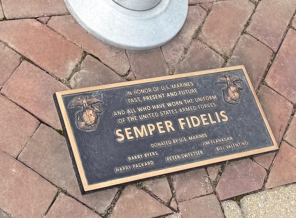 IN HONOR OF U.S. MARINES WAR MEMORIAL FLAGPOLE PLAQUE