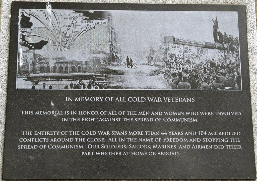 IN MEMORY OF ALL COLD WAR VETERANS MEMORIAL PLAQUE