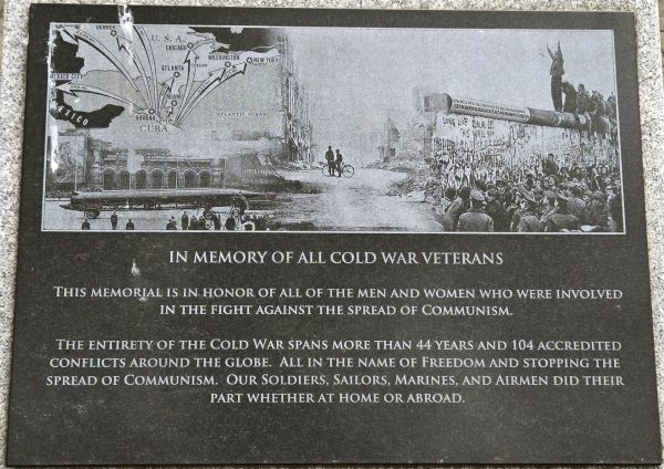 IN MEMORY OF ALL COLD WAR VETERANS MEMORIAL PLAQUE