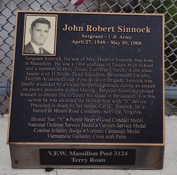 JOHN ROBERT SINNOCK WAR MEMORIAL PLAQUE