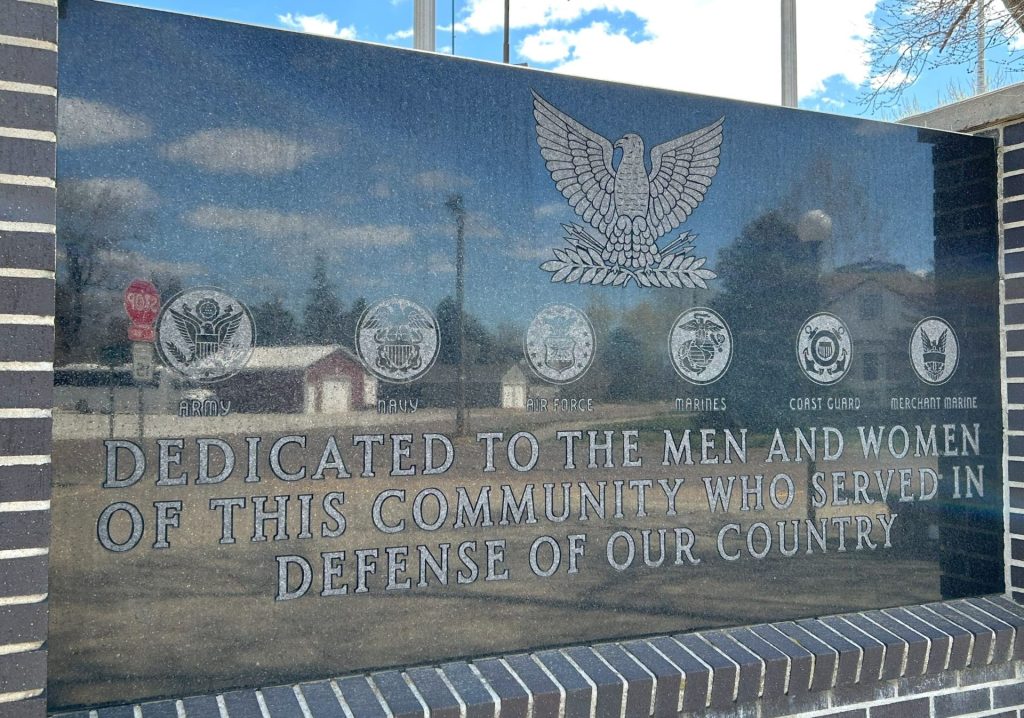 PLATTE COMMUNITY VETERANS MEMORIAL