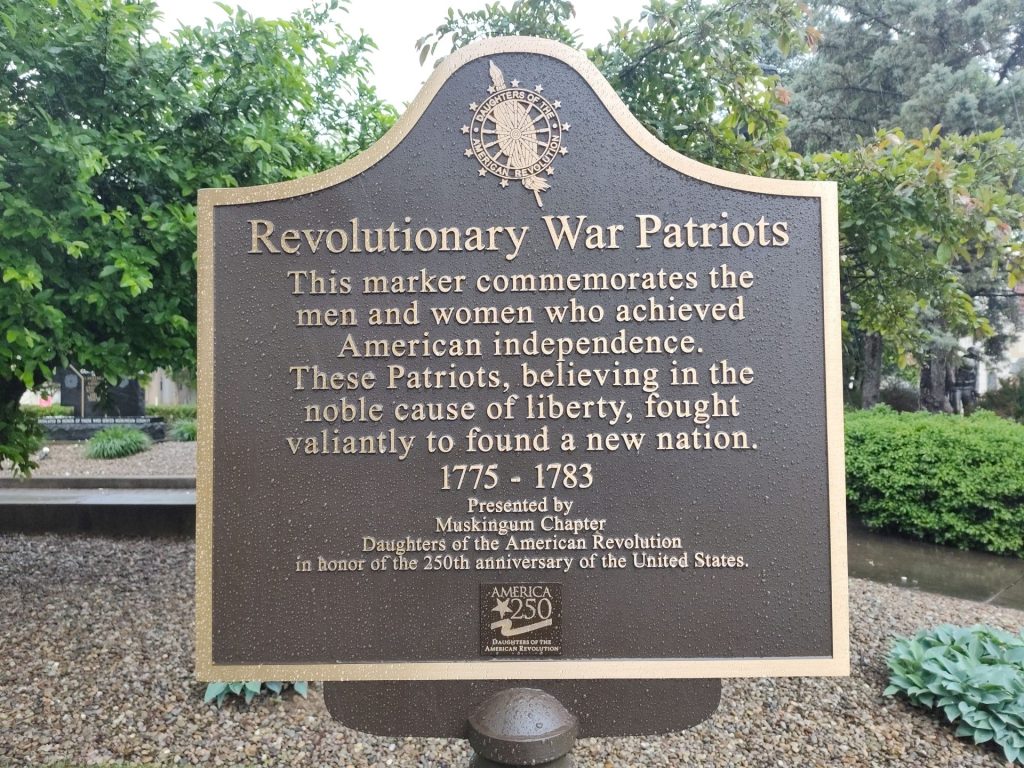 REVOLUTIONARY WAR PATRIOTS MEMORIAL MARKER ZANESVILLE