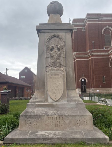 ST. HYACINTH PARISH WORLD WAR MEMORIAL