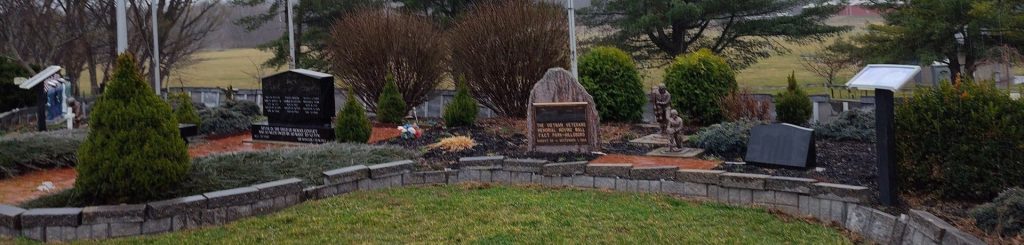 THE VIETNAM VETERANS MEMORIAL MOVING WALL-HILLSBORO PLAQUE