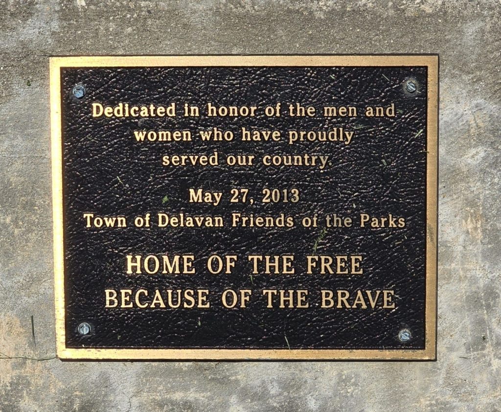 TOWN OF DELAVAN VETERANS MEMORIAL FLAGPOLE PLAQUE