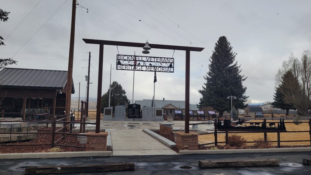 BICKNELL VETERANS HERITAGE MEMORIAL