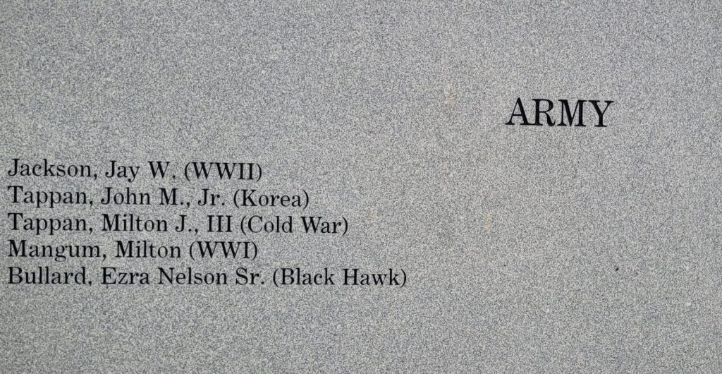 BICKNELL WAR VETERANS MEMORIAL STONE E