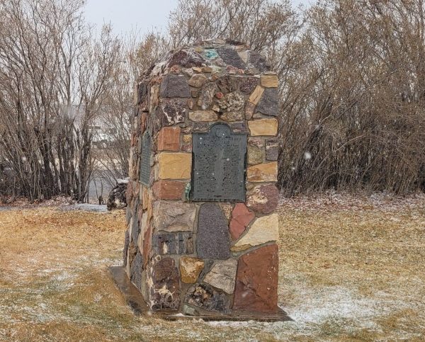 BICKNELL WORLD WAR VETERANS MEMORIAL