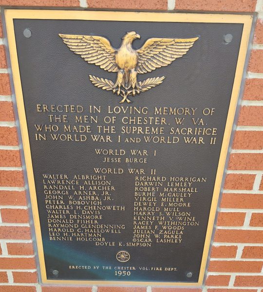 CHESTER W. VA. SUPREME SACRIFICE WORLD WARS MEMORIAL PLAQUE