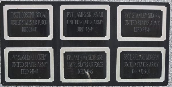 COMMUNITY OF MAYNARD VETERANS MEMORIAL PLAQUE