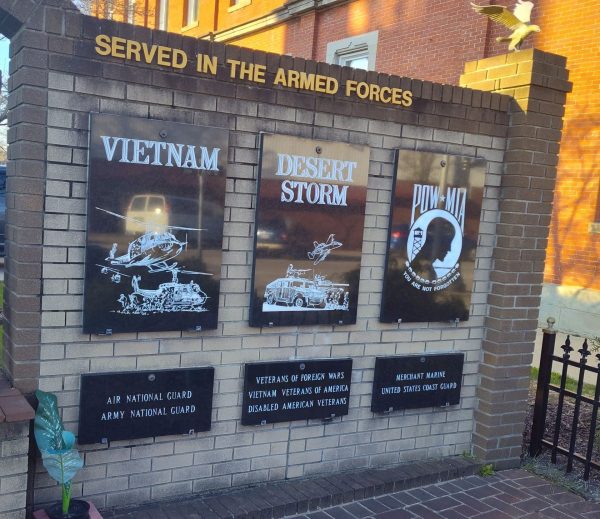 CONNEAUT ARMED FORCES MEMORIAL RIGHT SIDE