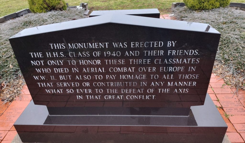 H.H.S. CLASS OF 1940 WORLD WAR II MEMORIAL BACK