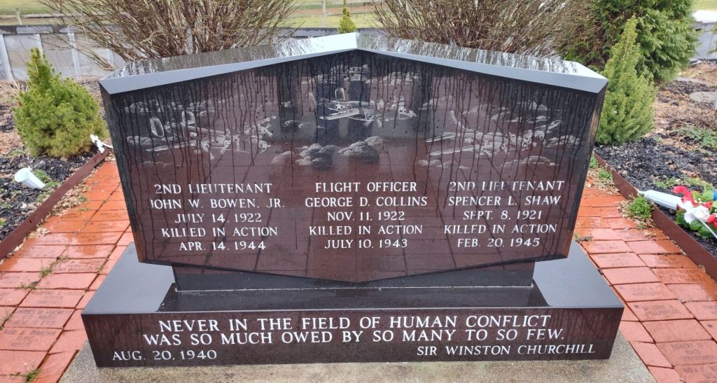 H.H.S. CLASS OF 1940 WORLD WAR II MEMORIAL FRONT