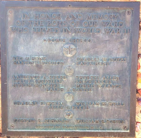 HANKSVILLE WORLD WAR II VETERANS MEMORIAL PLAQUE