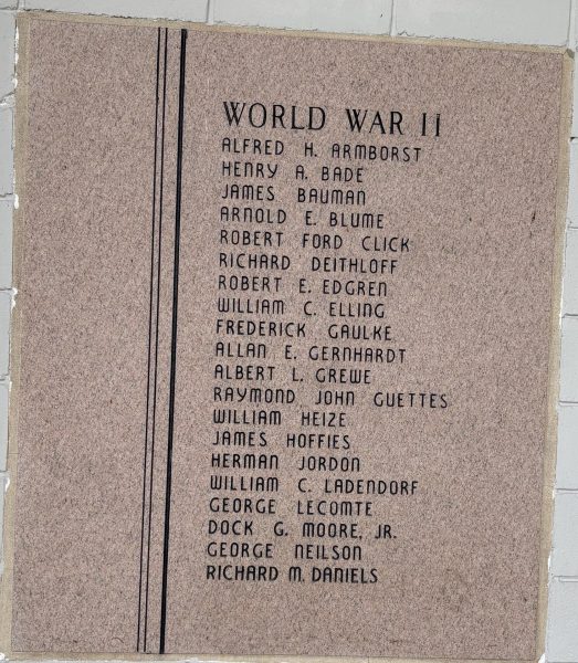 LAKE PARK MEMORIAL PAVILION PLAQUE C