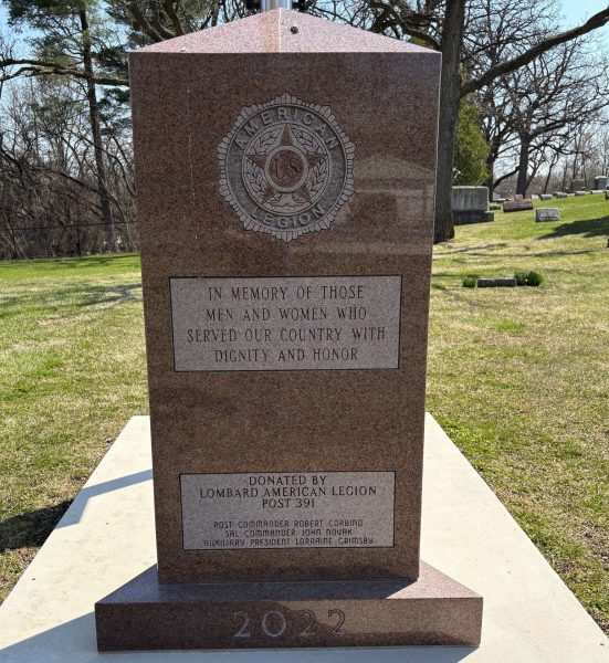 LOMBARD AMERICAN LEGION POST 391 VETERANS MEMORIAL