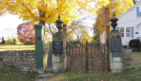 REVOLUTIONARY SOLDIERS MEMORIAL GATES