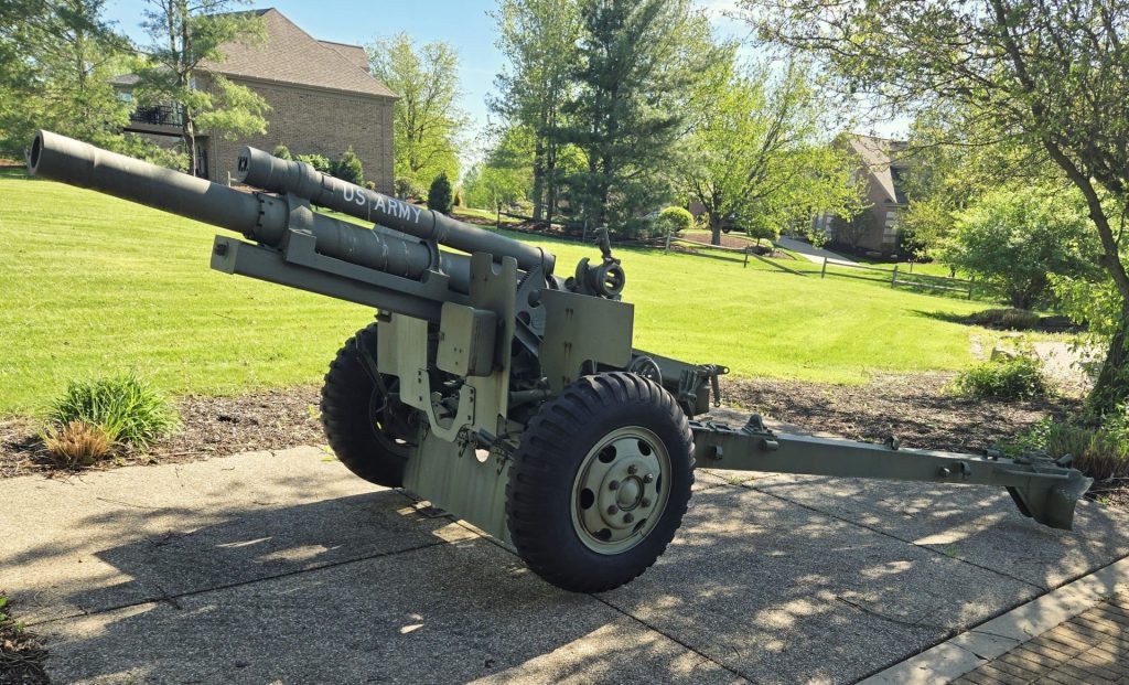 US ARMY 105 HOWITZER WAR MEMORIAL