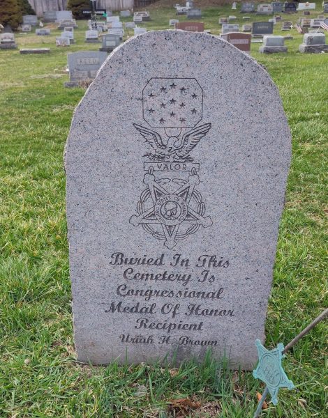 URIAH H BROWN MEDAL OF HONOR RECIPIENT BURIED IN THIS CEMETERY MEMORIAL