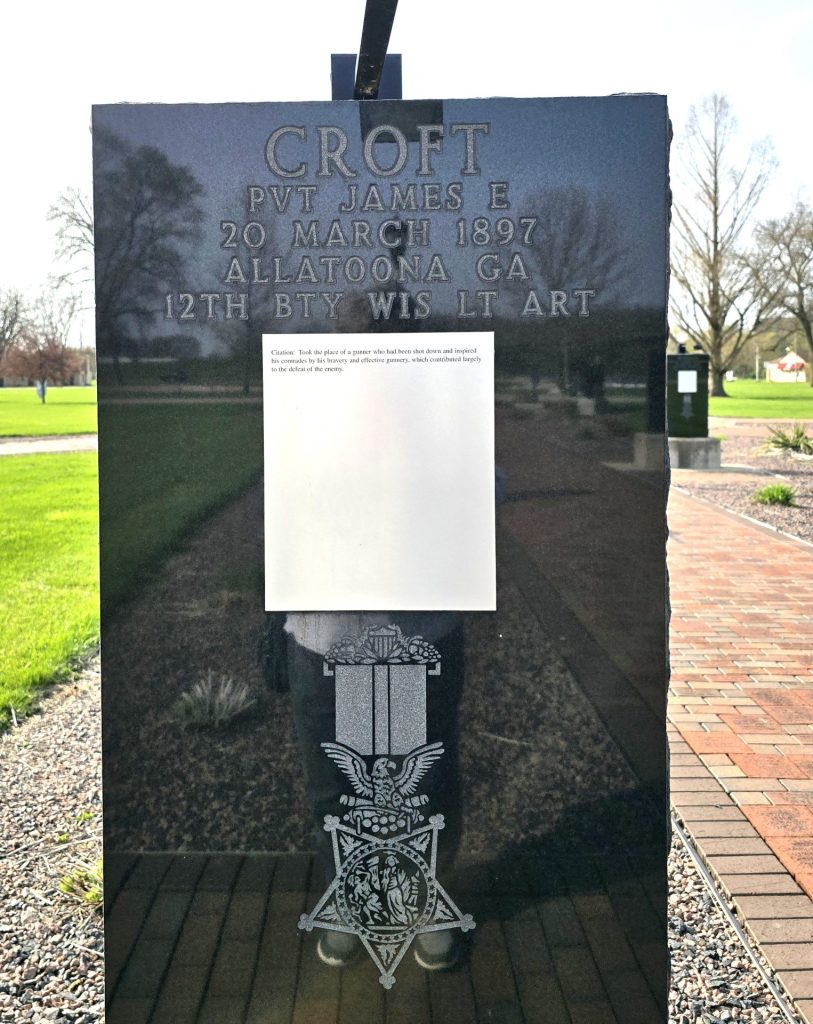 VETERANS PLAZA-MEDAL OF HONOR VETERANS WALKWAY STONE D