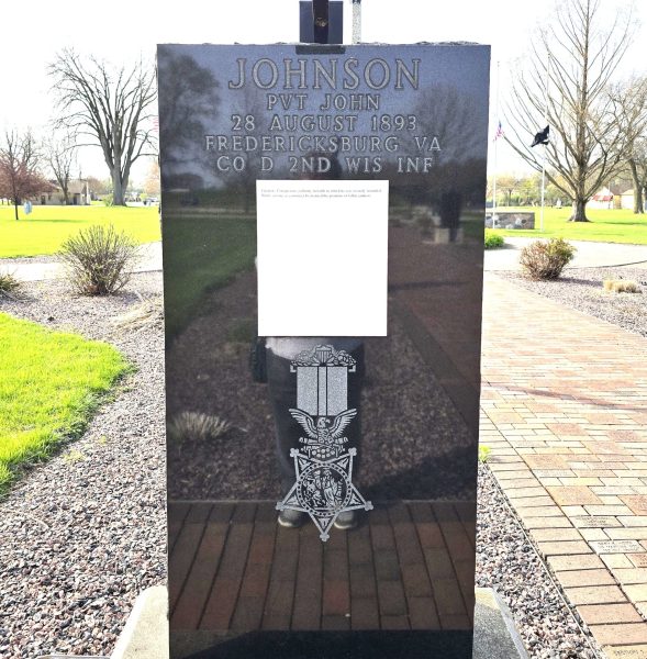 VETERANS PLAZA-MEDAL OF HONOR VETERANS WALKWAY STONE F
