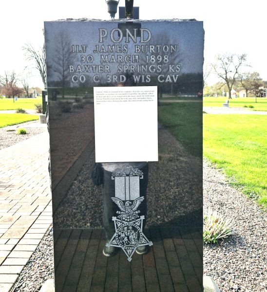 VETERANS PLAZA-MEDAL OF HONOR VETERANS WALKWAY STONE G