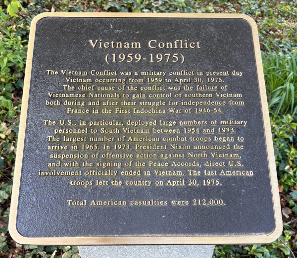 VIETNAM CONFLICT (1959-1975) MEMORIAL PLAQUE