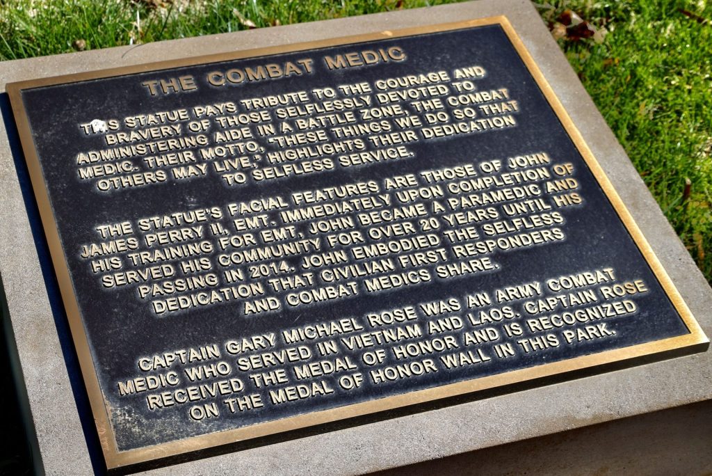 WOUNDED WARRIOR-COMBAT MEDIC STATUE MEMORIAL PLAQUE B