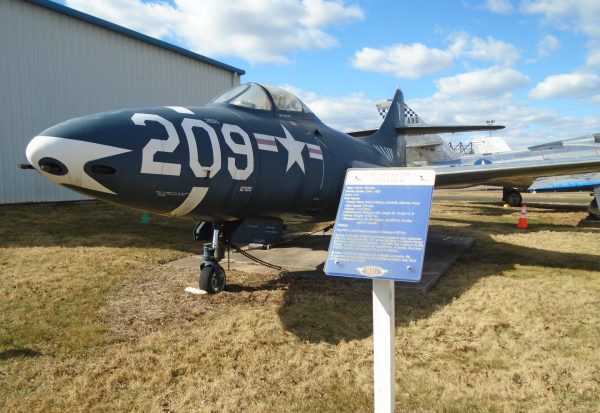 GRUMMAN F9F-2 “PANTHER” MEMORIAL