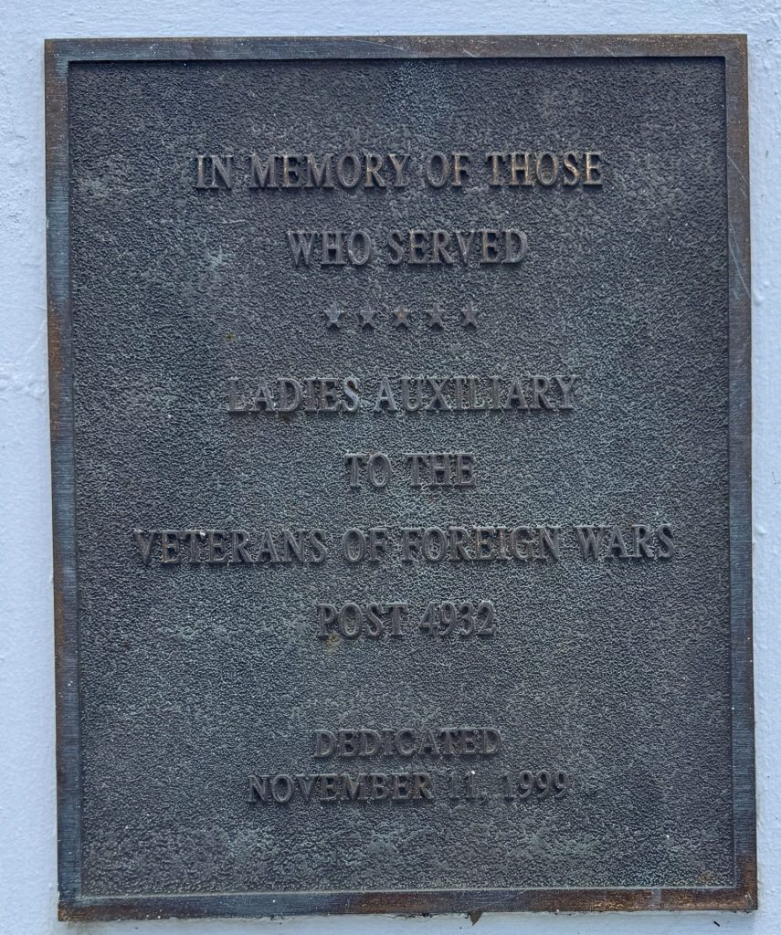 LADIES AUXILIARY VFW POST 4932 VETERANS MEMORIAL PLAQUE
