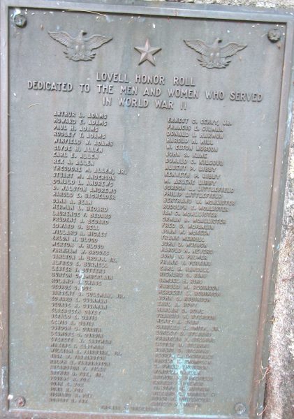 LOVELL HONOR ROLL WORLD WAR II MEMORIAL PLAQUE