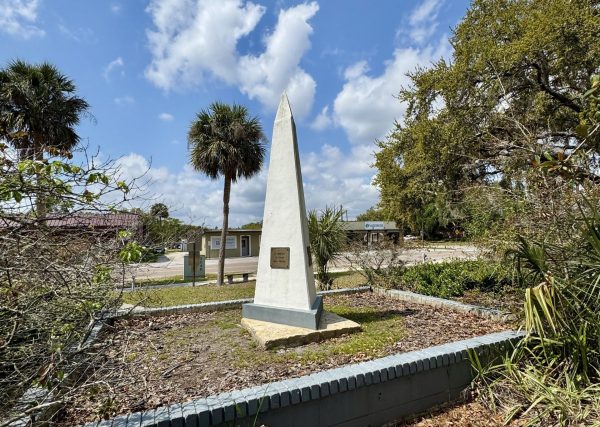 LUTZ VETERANS MEMORIAL