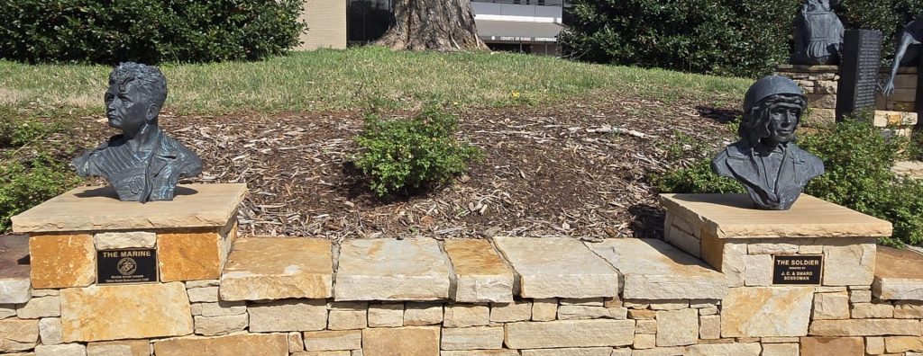 MORGANTON VICTORY PLAZA THE MARINE AND THE SOLDIER BUST