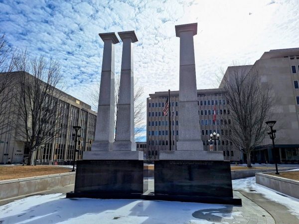 PEORIA COUNTY WORLD WARS MEMORIAL