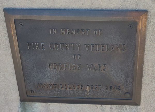 PIKE COUNTY FOREIGN WAR VETERANS MEMORIAL LIGHT POLE PLAUE