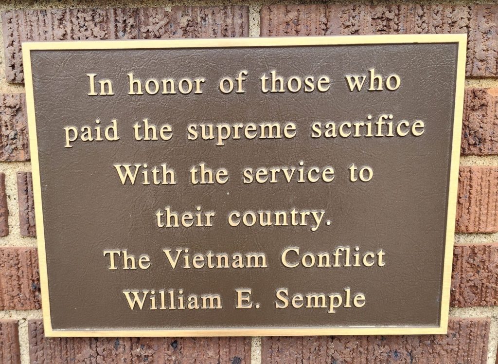 WINCHESTER VIETNAM CONFLICT SUPREME SACRIFICE MEMORIAL PLAQUE