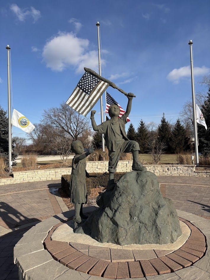 BRIDGEVIEW VETERANS MEMORIAL STATUES