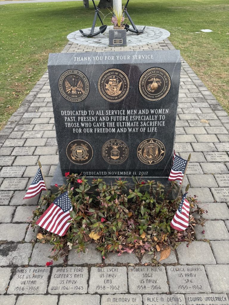 BRIGHTWATERS VILLAGE VETERANS ULTIMATE SACRIFICE MEMORIAL