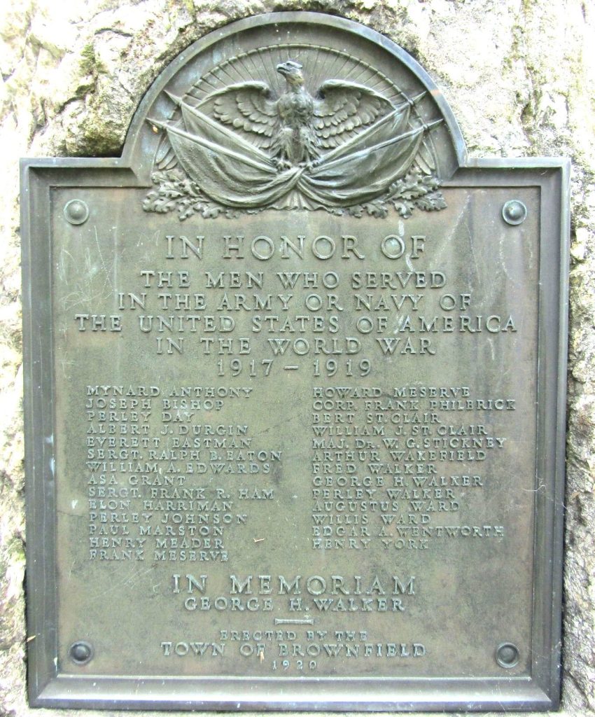 BROWNFIELD WORLD WAR I MEMORIAL PLAQUE
