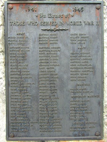 BROWNFIELD WORLD WAR II MEMORIAL PLAQUE