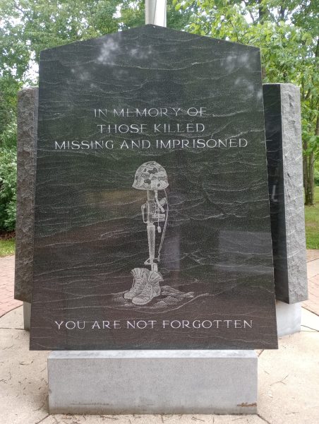 FORT WAYNE VIETNAM VETERANS WAR MEMORIAL SIDE B