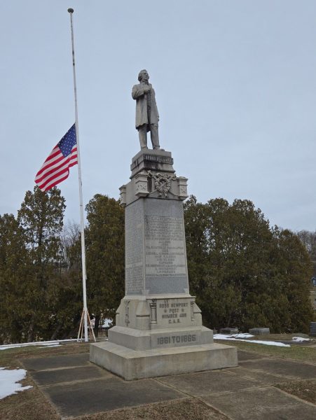 ROSS NEWPORT POST NUMBER 489 G.A.R. WAR MEMORIAL